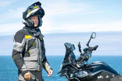RIDING GEAR | AVENTURO TRAVEL CARBON – GENERATION X-PRO
