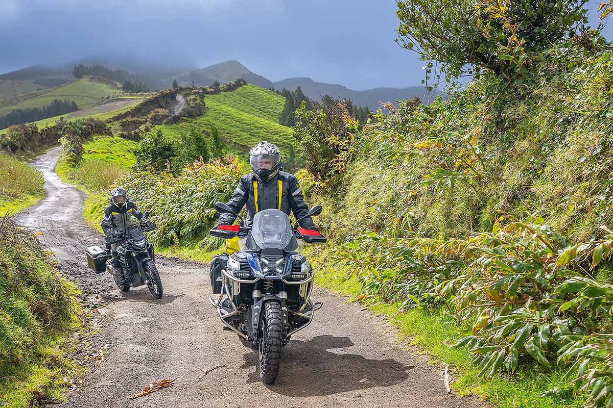 TRAVEL | AZORES – ON AN EXPEDITION WITH CHARLEY BOORMAN